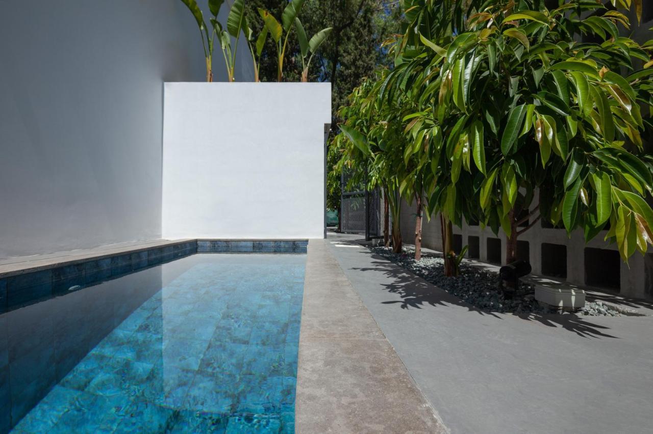Adrop Pool Suites Paphos ภายนอก รูปภาพ