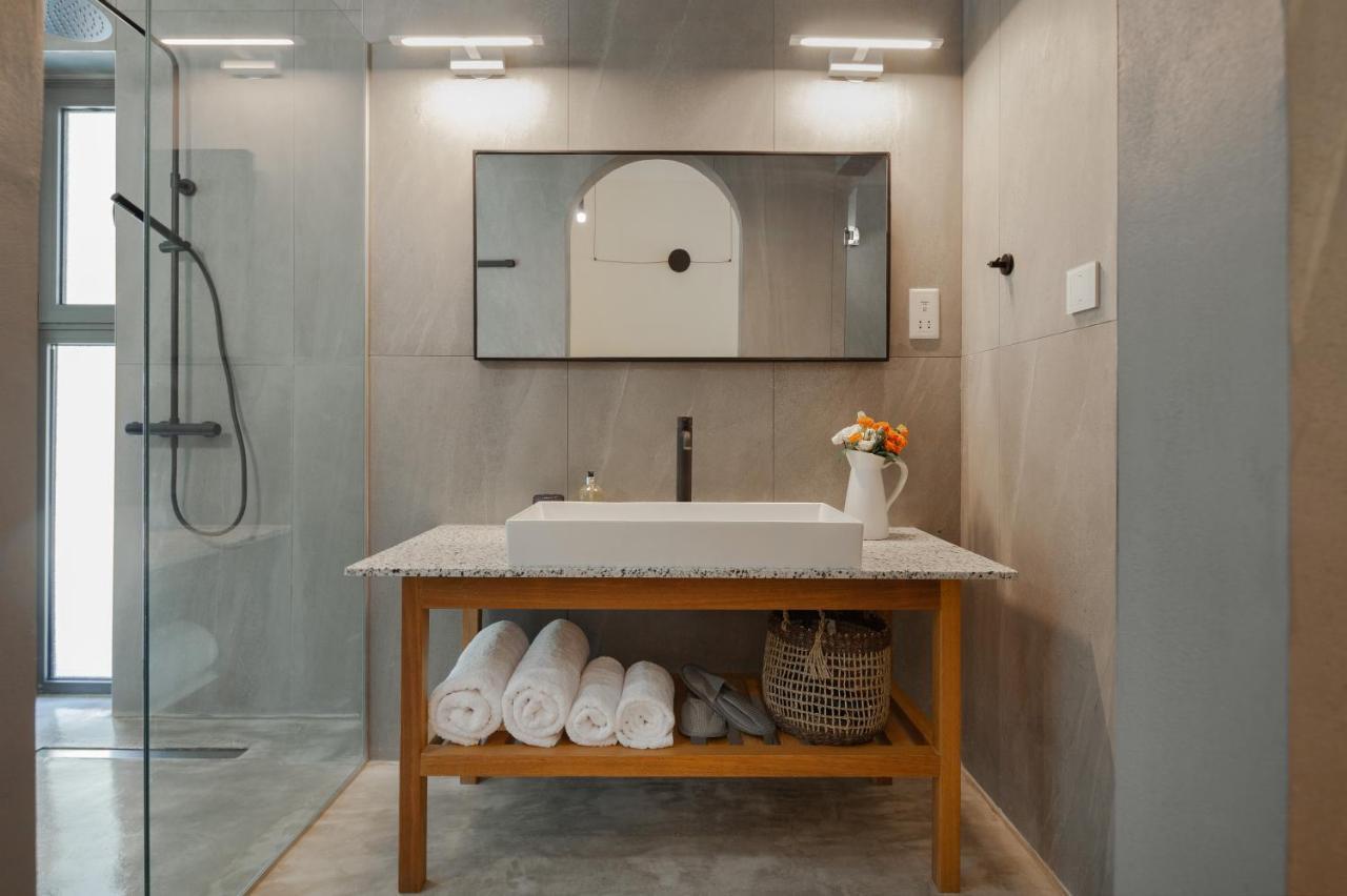 Adrop Pool Suites Paphos ภายนอก รูปภาพ