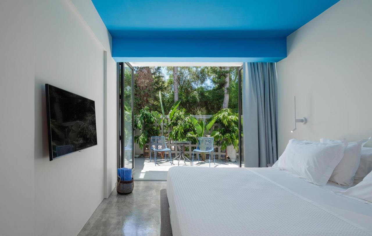 Adrop Pool Suites Paphos ภายนอก รูปภาพ