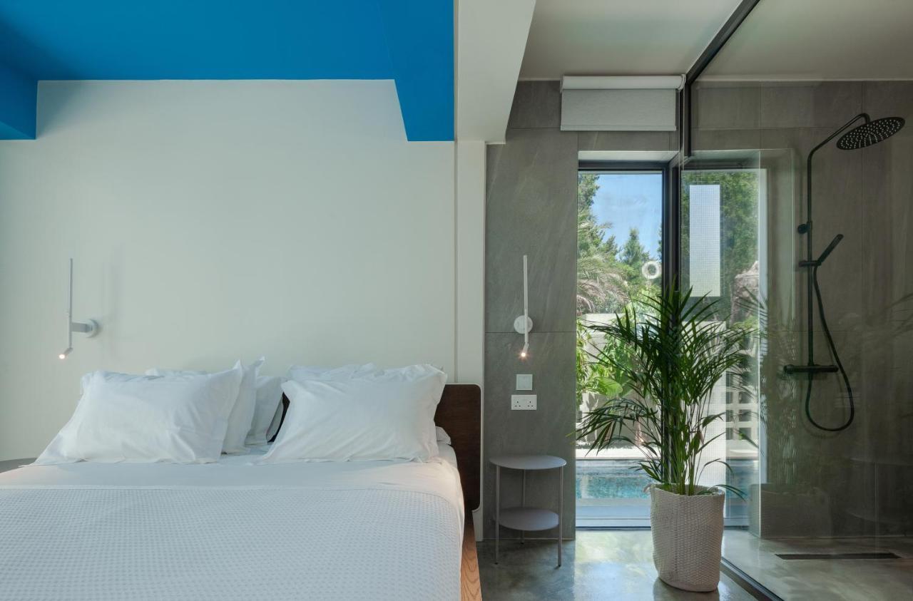 Adrop Pool Suites Paphos ภายนอก รูปภาพ